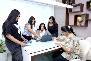 About Learner Aid- Team