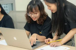 Which Test for Which Country: GRE, GMAT, SAT, PTE or Duolingo?